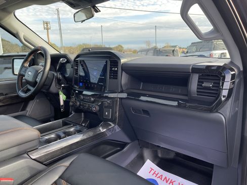 Used 2025 Ford F150 XL w/ Equipment Group 103A High image 19