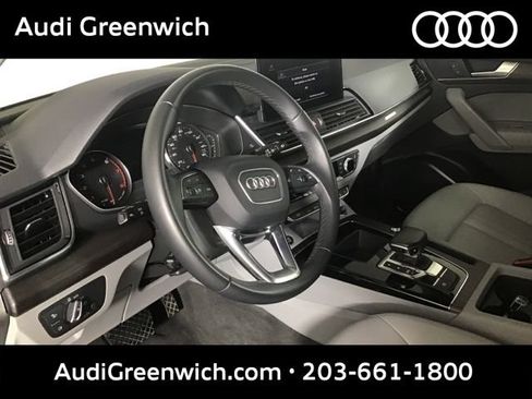 Used 2023 Audi Q5 2.0T Premium w/ Convenience Package AWD/4WD image 8