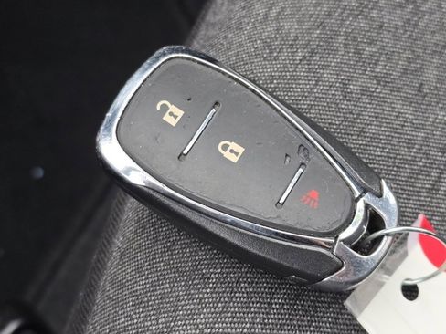 Used 2023 Chevrolet Equinox LT image 34