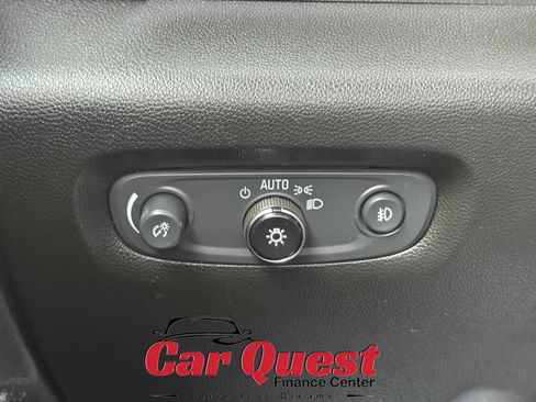Used 2019 Chevrolet Traverse RS AWD/4WD image 35