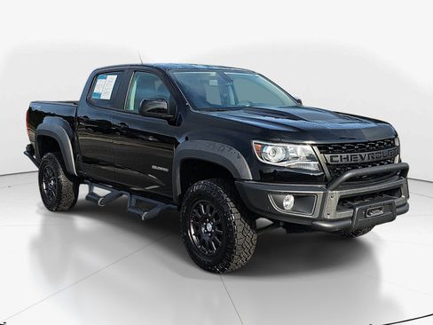 Used 2020 Chevrolet Colorado ZR2 w/ Colorado ZR2 Bison Edition AWD/4WD image 2