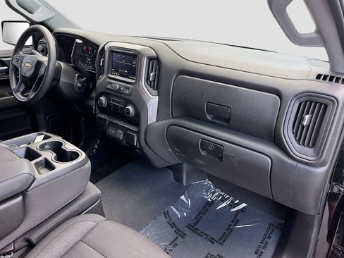 Used 2023 Chevrolet Silverado 1500 Custom AWD/4WD image 27