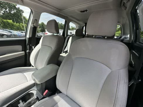 Used 2017 Subaru Forester 2.5i Premium w/ All-Weather Package AWD/4WD image 14