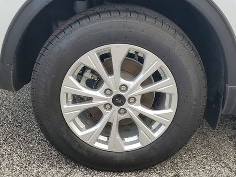 Certified 2023 Ford Escape Active AWD/4WD image 5