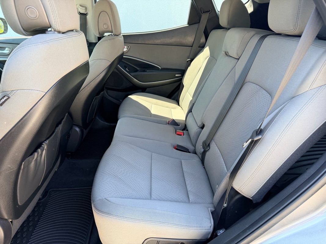 Used 2018 Hyundai Santa Fe Sport w/ 2.4L Value Package 02 FWD image 13