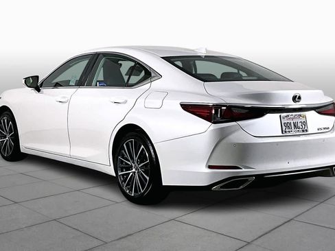 Used 2025 Lexus ES 350 w/ Premium Package image 11