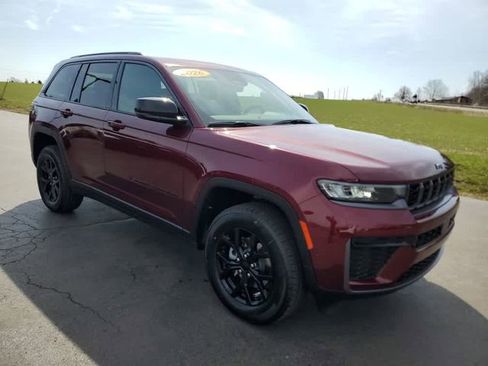 New 2026 Jeep Grand Cherokee Altitude AWD/4WD image 7