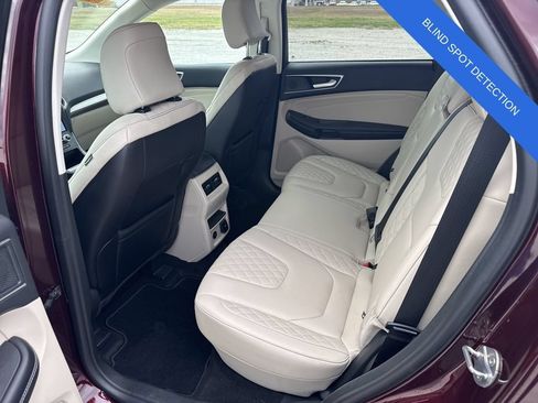 Used 2024 Ford Edge Titanium AWD/4WD image 17