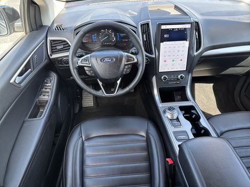 Used 2024 Ford Edge SEL AWD/4WD image 7