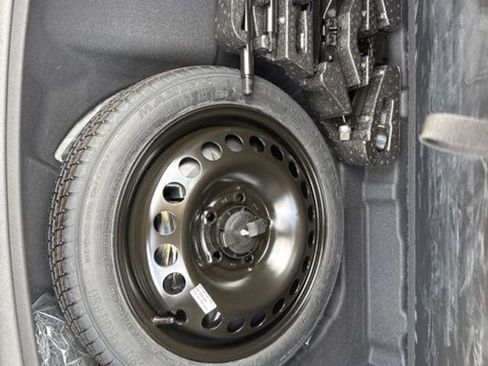 Used 2025 Chevrolet TrailBlazer ACTIV w/ Convenience Package image 13