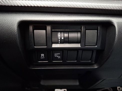 Used 2021 Subaru Impreza 2.0i Sport w/ Popular Package #3 image 25