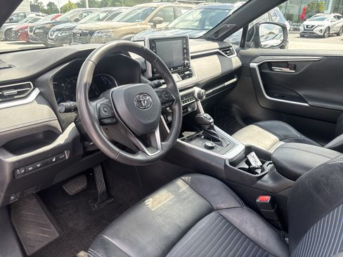 Used 2021 Toyota RAV4 XSE AWD/4WD image 4