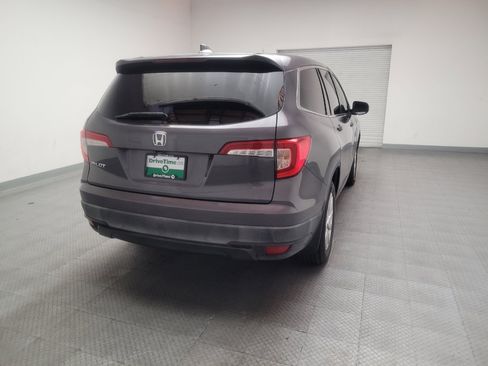 Used 2019 Honda Pilot LX image 7