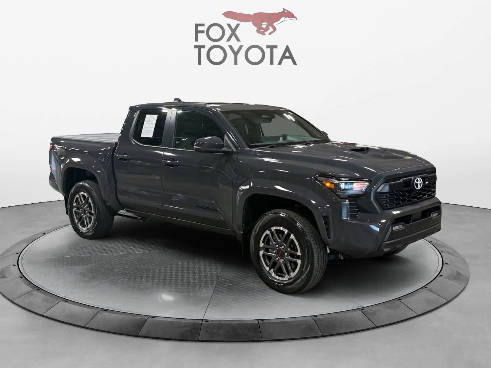 Used 2024 Toyota Tacoma TRD Sport w/ TRD Sport Upgrade Package AWD/4WD image 8