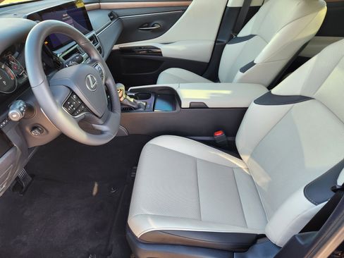 Certified 2025 Lexus ES 350 350 Premium Package image 14