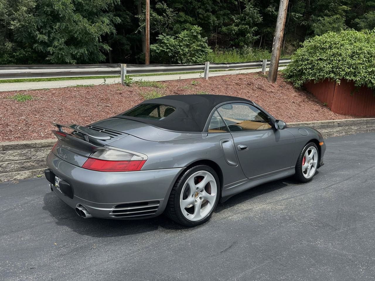 Used 2004 Porsche 911 Turbo AWD/4WD image 9