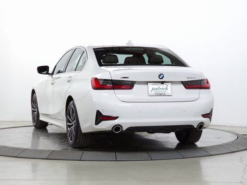 Used 2020 BMW 330i xDrive Sedan w/ Premium Package image 5