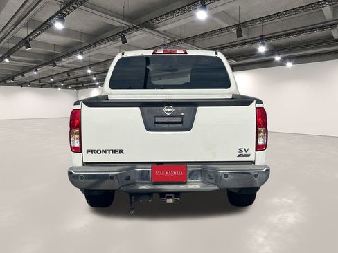 Used 2017 Nissan Frontier SV w/ SV Value Truck Package image 15