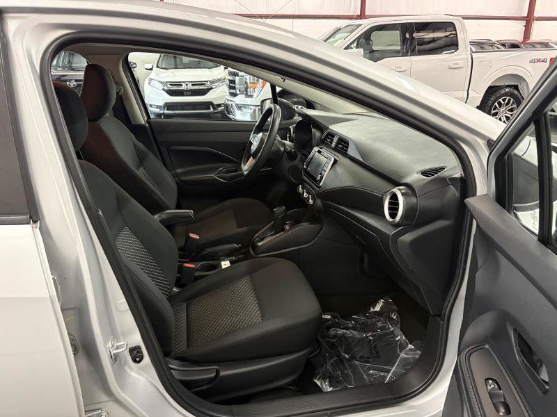 Used 2021 Nissan Versa S FWD image 14
