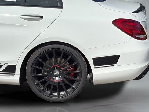 Used 2015 Mercedes-Benz C 300 4MATIC Sedan image 26