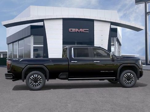 New 2026 GMC Sierra 3500 Denali Ultimate AWD/4WD image 5