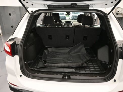Used 2021 Chevrolet Equinox LT image 38