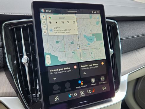 New 2026 Volvo XC90 T8 Ultra w/ Protection Package Premier image 11