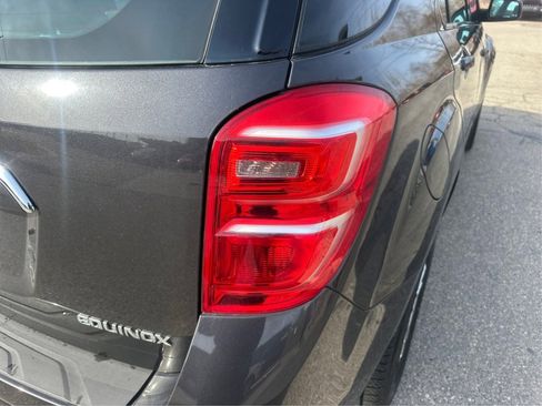 Used 2016 Chevrolet Equinox LS image 29