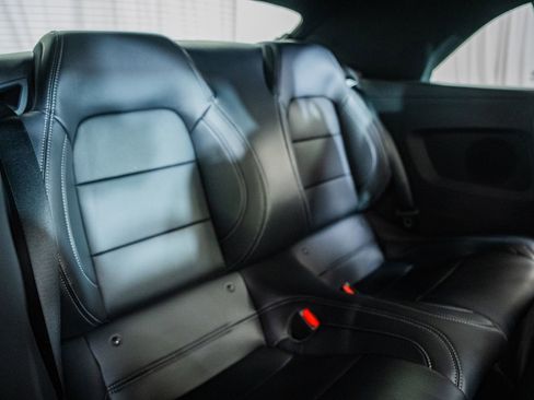 Certified 2025 Ford Mustang Premium image 36