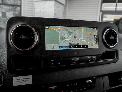 New 2024 Mercedes-Benz Sprinter 3500 image 21