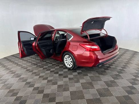 Used 2018 Nissan Altima 2.5 S w/ S Convenience Package FWD image 18