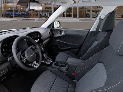 New 2025 Kia Soul EX image 17