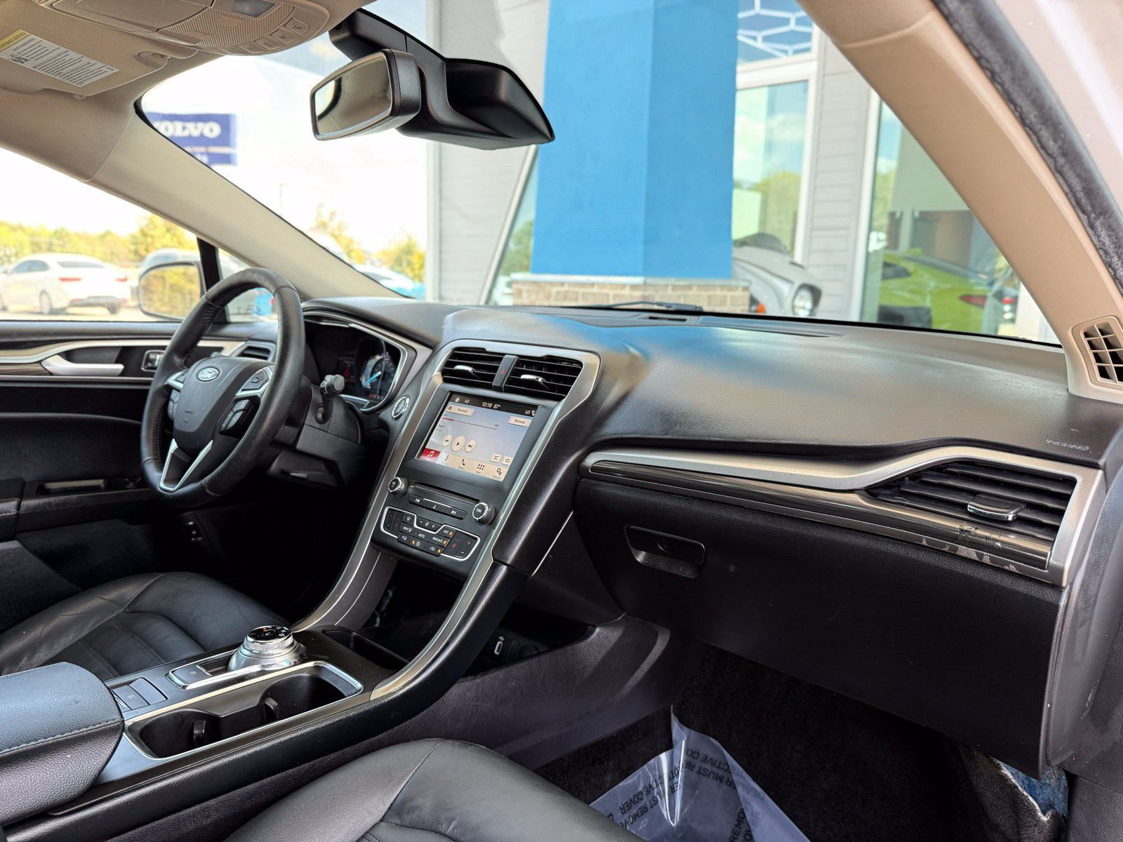Used 2018 Ford Fusion SE w/ Equipment Group 602A FWD image 23