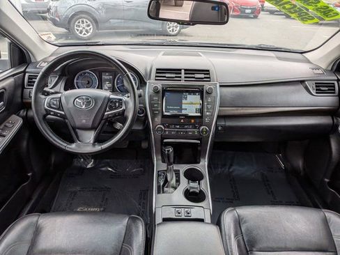 Used 2017 Toyota Camry XLE FWD image 15