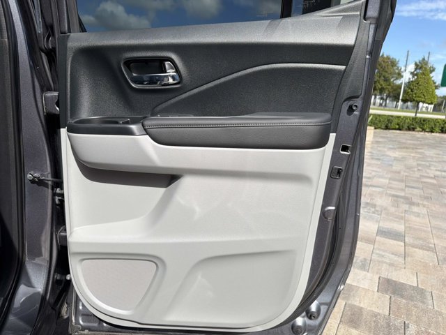 Used 2023 Honda Ridgeline RTL-E image 29