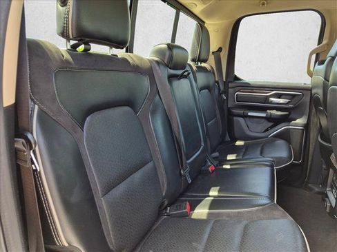 Used 2020 RAM 1500 Laramie AWD/4WD image 18