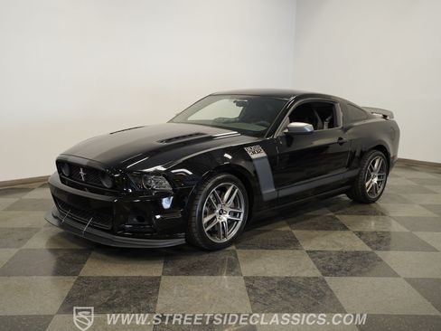 Used 2013 Ford Mustang Boss 302 RWD image 6