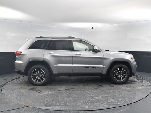 Used 2021 Jeep Grand Cherokee Limited image 10