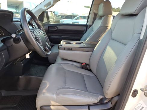 Used 2020 Toyota Tundra SR RWD image 12