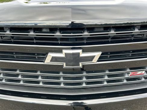 Used 2021 Chevrolet Silverado 1500 LT Trail Boss w/ Convenience Package II AWD/4WD image 31