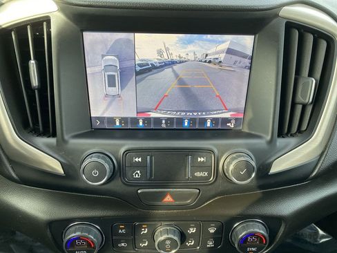 Used 2020 GMC Terrain Denali w/ Denali Premium Package image 15