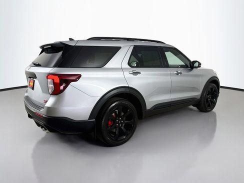 Used 2024 Ford Explorer ST w/ Technology Package AWD/4WD image 8