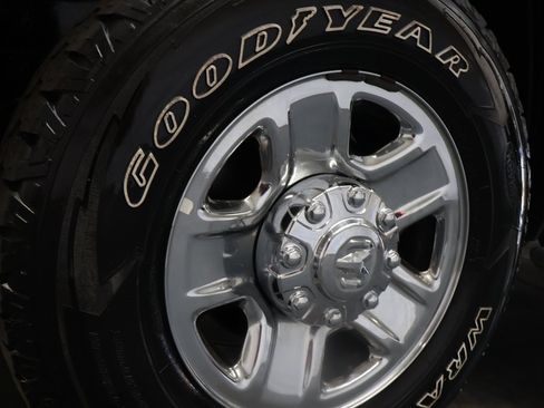 Used 2022 RAM 3500 Tradesman w/ Chrome Appearance Group image 28