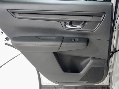 Certified 2026 Honda CR-V Sport image 34