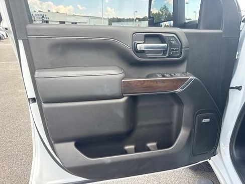 Used 2022 GMC Sierra 2500 SLT w/ SLT Premium Package AWD/4WD image 26