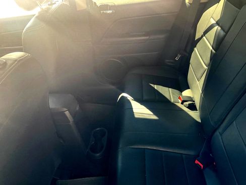 Used 2015 Jeep Patriot High Altitude image 33