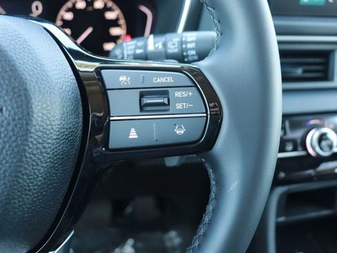 New 2025 Honda Pilot Touring image 24