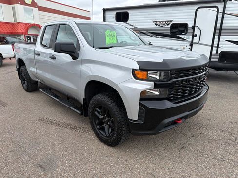 Used 2020 Chevrolet Silverado 1500 Custom Trail Boss w/ Custom Convenience Package AWD/4WD image 2