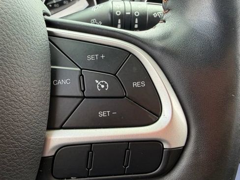 Used 2019 Jeep Compass Latitude w/ Popular Equipment Group AWD/4WD image 20