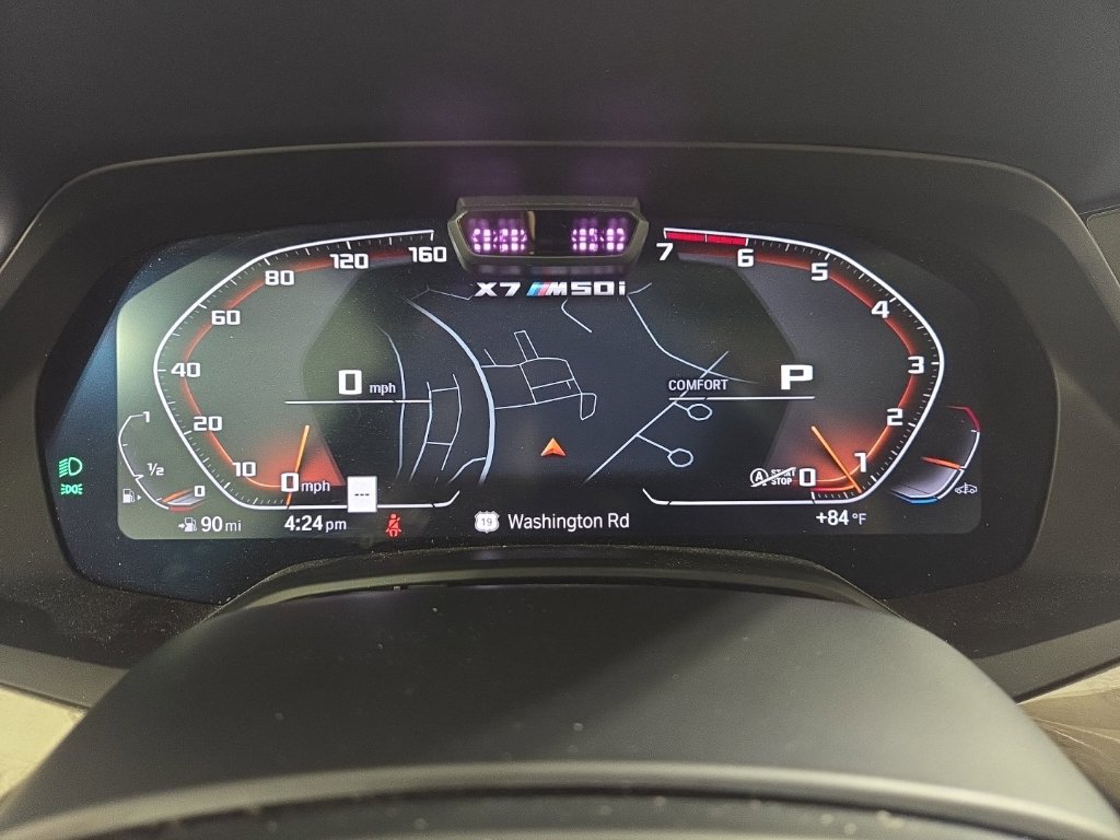 Used 2020 BMW X7 M50i w/ Dynamic Handling Package AWD/4WD image 11